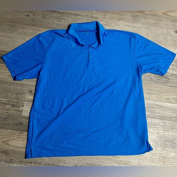 NWOT! Mens polo bundle - Picture 4 of 4